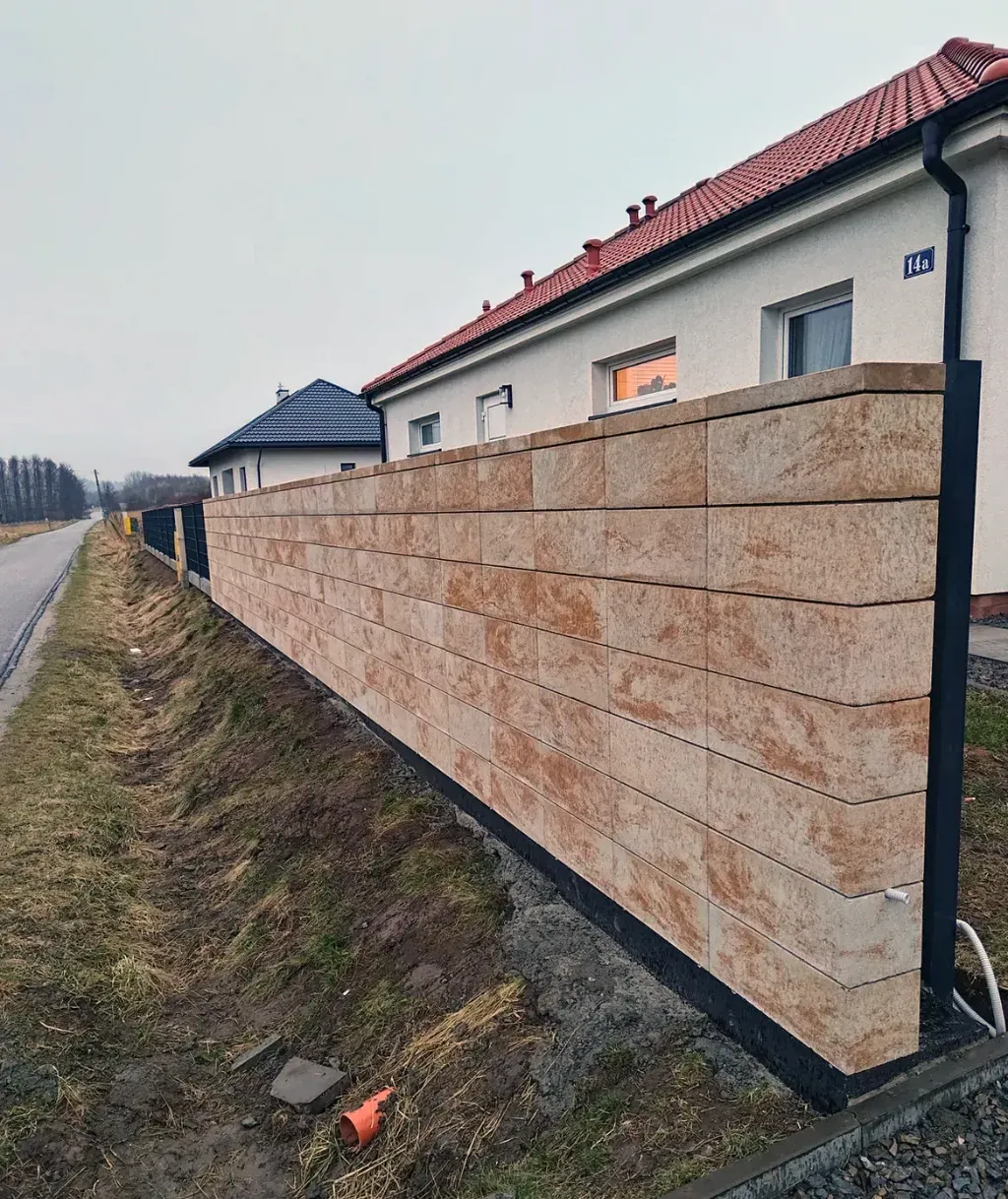 ogrodzenie od lokalnej firmy