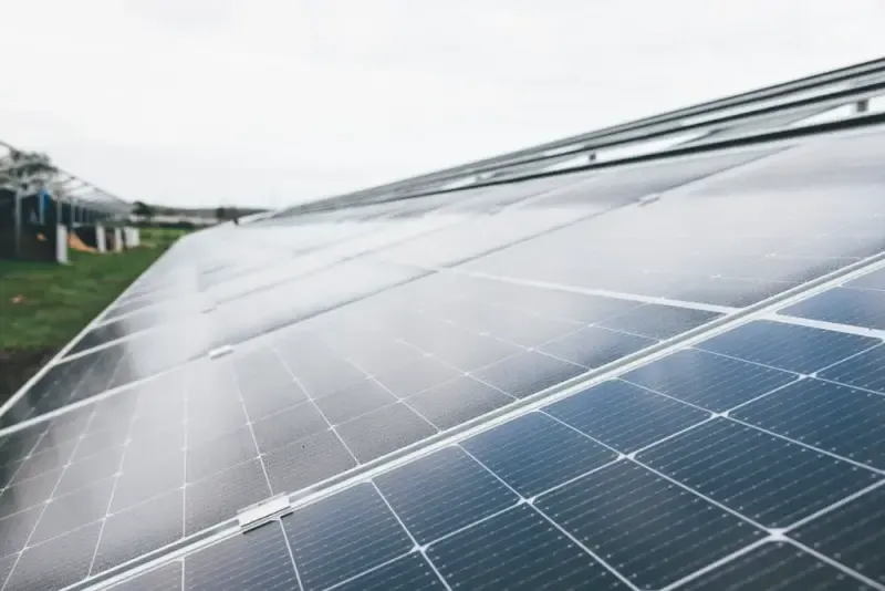 Jak dobrać pojemność magazynu energii do swojego domu?